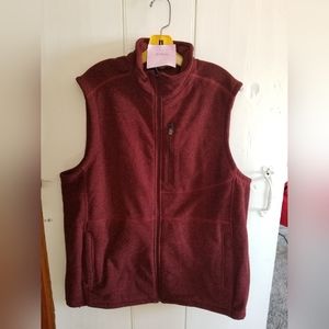 Duluth Trading sweater vest